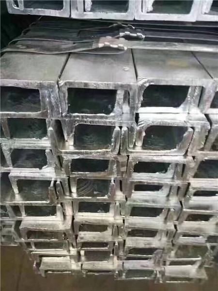 热镀锌槽钢